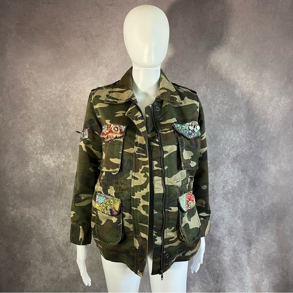 Beautiful Stories Camo Utility Jacket Sz Small Colorful Embroidered Embellished